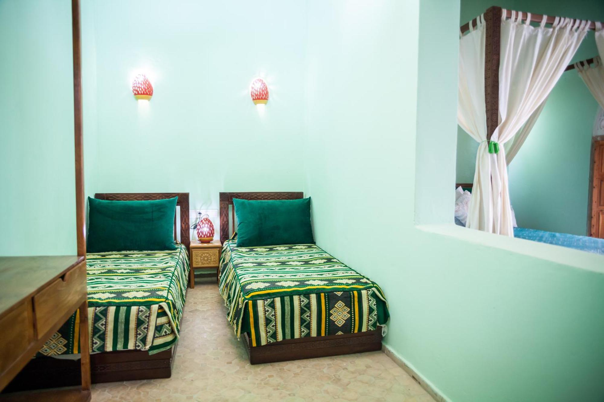 Dar Shaeir Bed & Breakfast Рабат Стая снимка